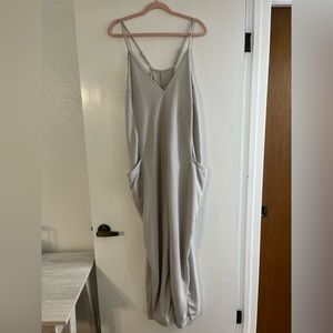 Amazon / Jumpsuit / 2XL